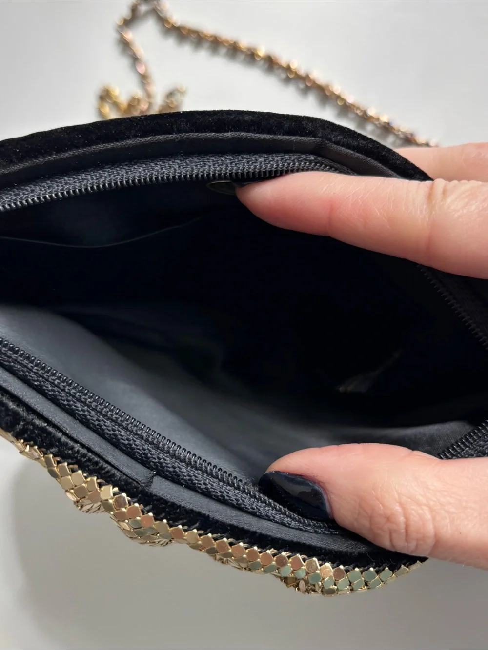 Vintage Gold Bow Evening Crossbody Bag - velvet Black